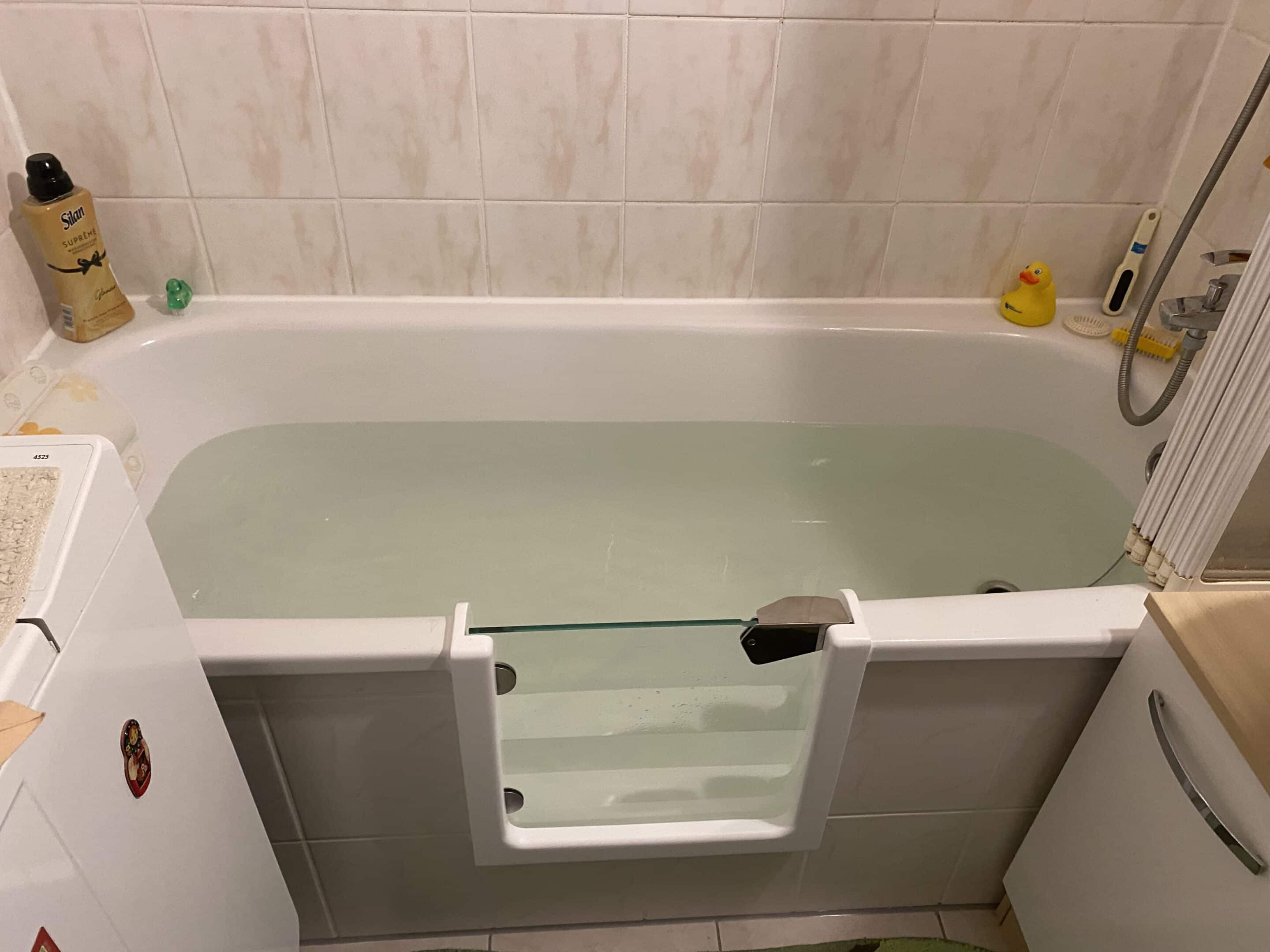 Badewannentür einbauen